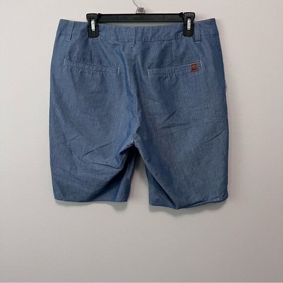 Adidas Blue Chino Style Gold Shorts Size 36 - Picture 2 of 5